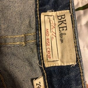 BKE jeans. Cropped mid rise